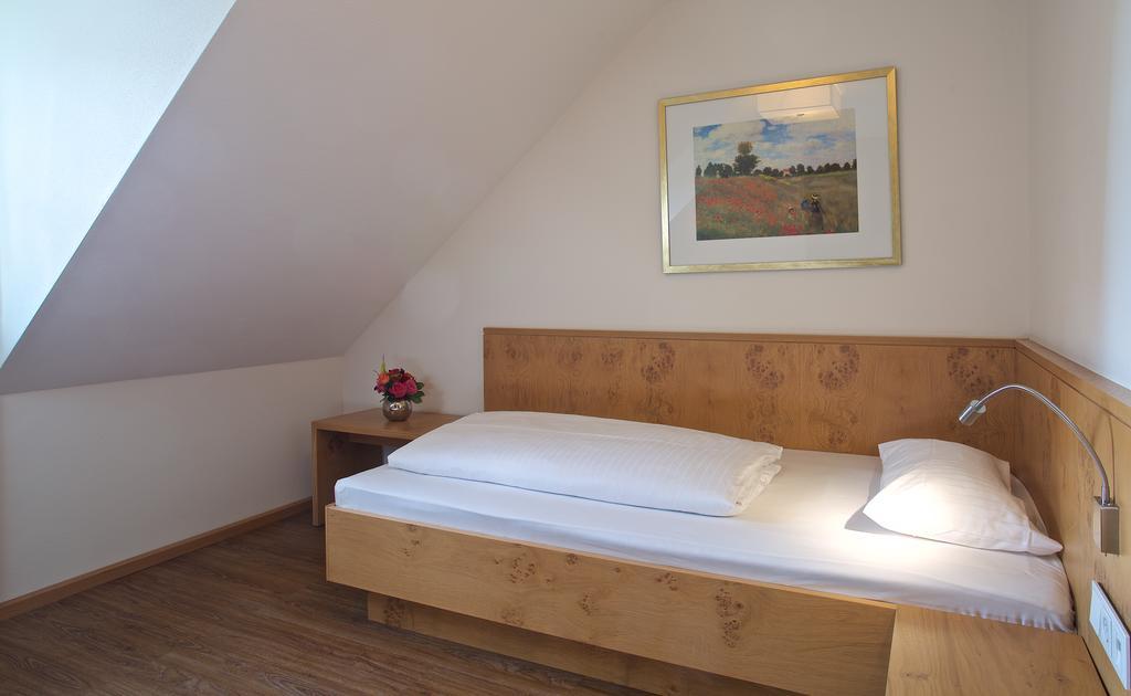 Hotel Zur Muehle Ismaning Exterior foto